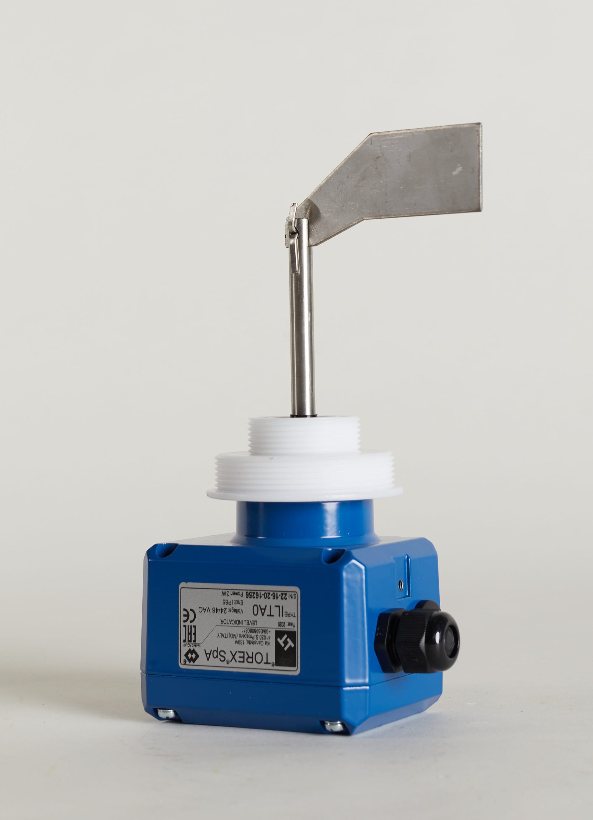 ILT-C2 rotary level indicator installed on cement silo